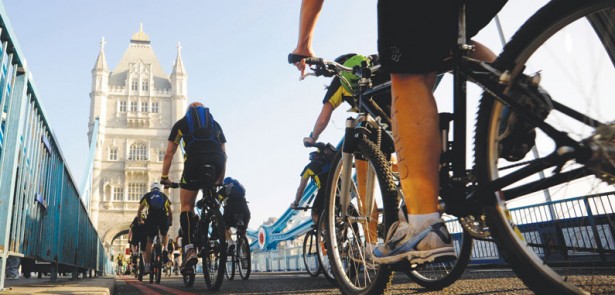 AC_London_Rat_Race_02
