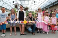 cutting-ribbon-at-Dobbies