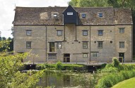 oundle-front-day