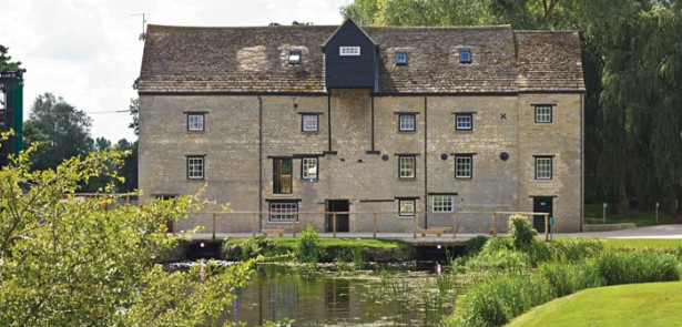 oundle-front-day