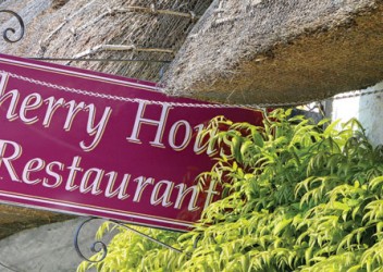 cherry-house-restaurant-sign