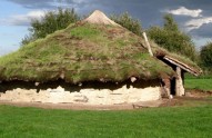 Bronze-Age-Roundhouse-at-Flag-Fen