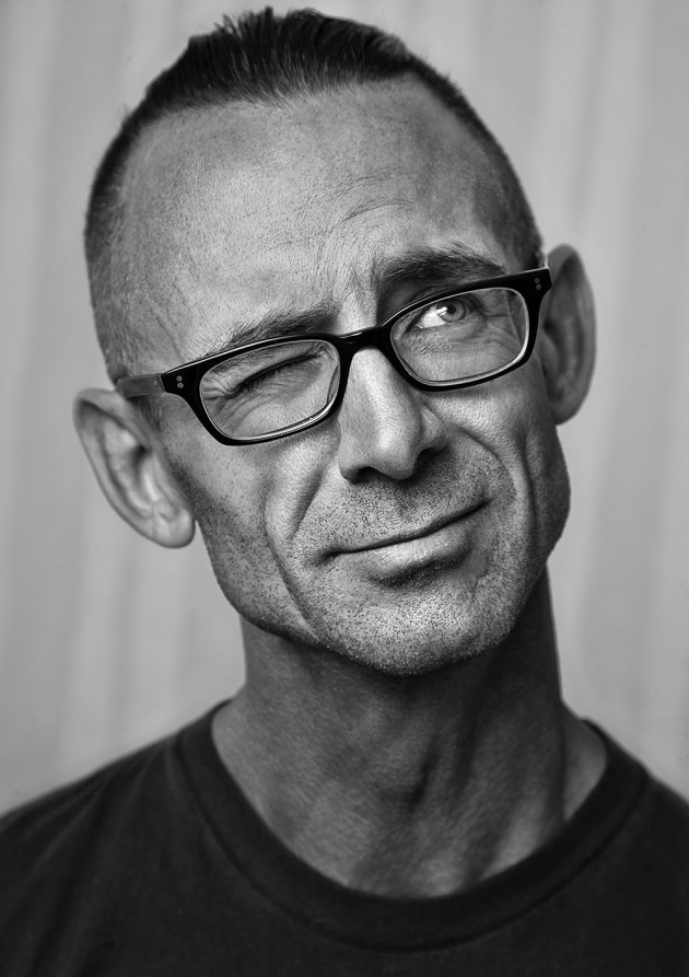 Interview Chuck Palahniuk Free Time, Literature The Moment Magazine